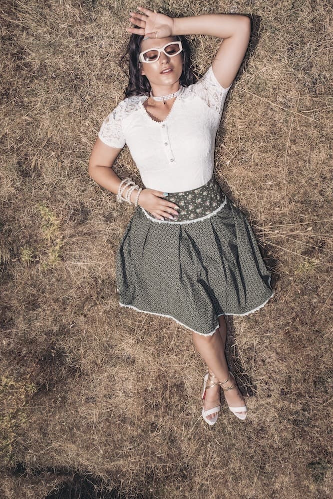 MODELL: APOLLONIA