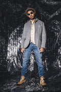 MODELL: DEXTER HIRSCH