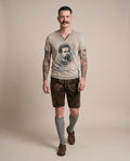 ALMONT Herren-Shirt Beige am Model in Bewegung – Hangowear
