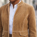 FIRENZE CORD Damen-Jacke Hellbraun Detailansicht am Model – Hangowear