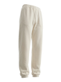 MODELL: GUNDULA