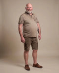 HANNES Herren-Hose Schlamm am Model, Vorderansicht – Hangowear