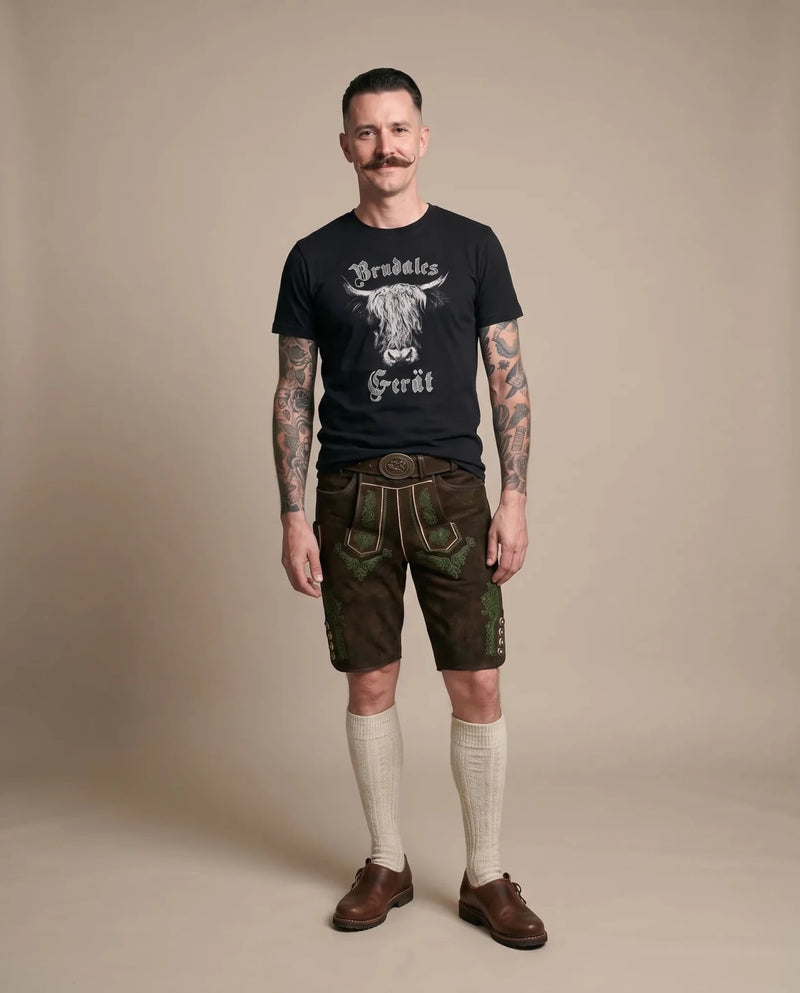 MONTY Herren-Shirt Schwarz am Model, Vorderansicht – Hangowear