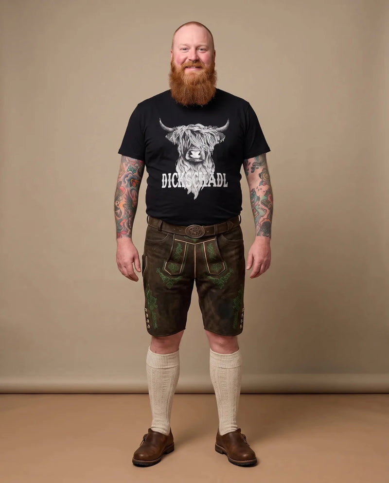 QANI MEN Herren-Shirt Schwarz am Model, Vorderansicht – Hangowear