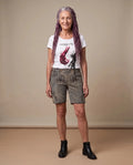 WEINZIGARTIG Damen-Shirt Weiß am Model, Vorderansicht – Hangowear