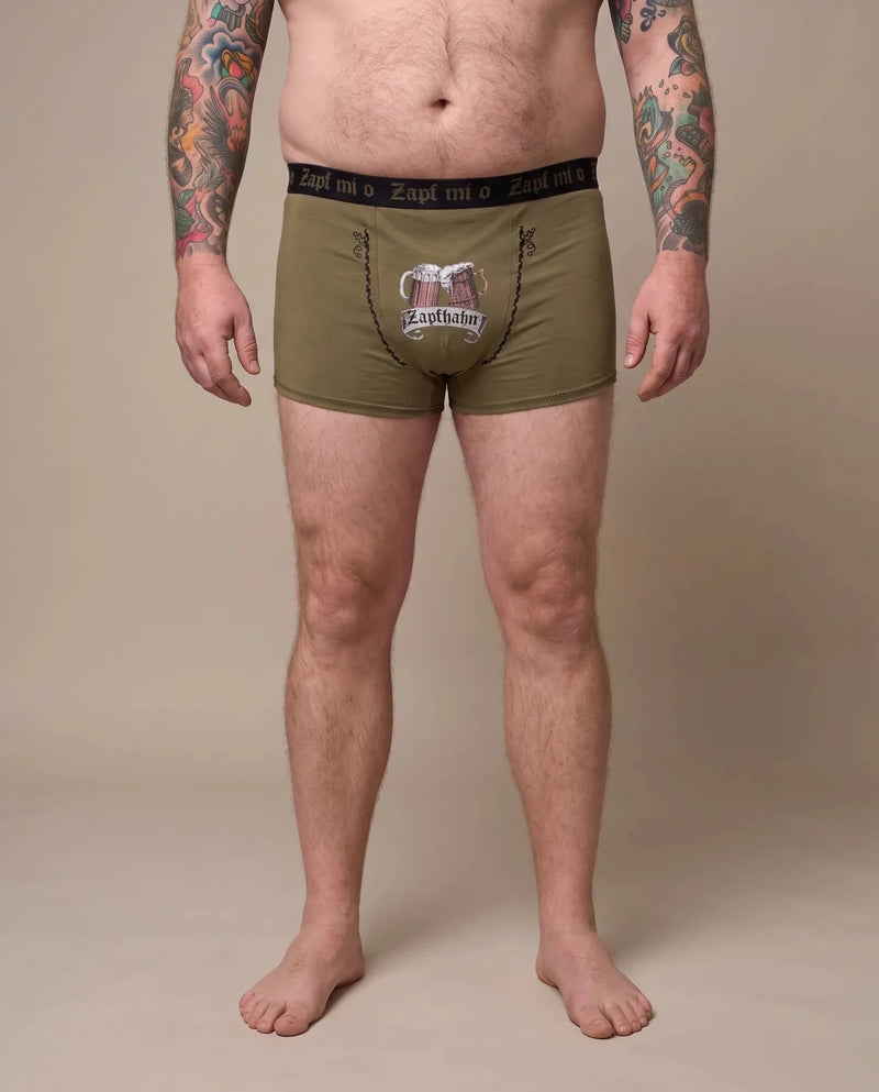 ZAPFHAHN Herren-Wäsche Oliv am Model, Vorderansicht – Hangowear
