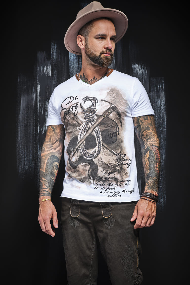 MODELL: EMILIO