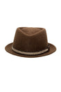 MODELL: TRILBY DAVIS