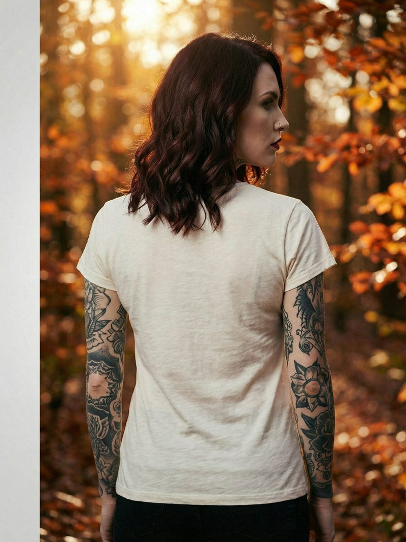 BRENDA Damen Trachten-Shirt Detailansicht – Hangowear Trachtenmode