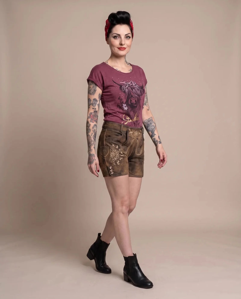BRONJA Damen-Shirt Weinrot am Model in Bewegung – Hangowear
