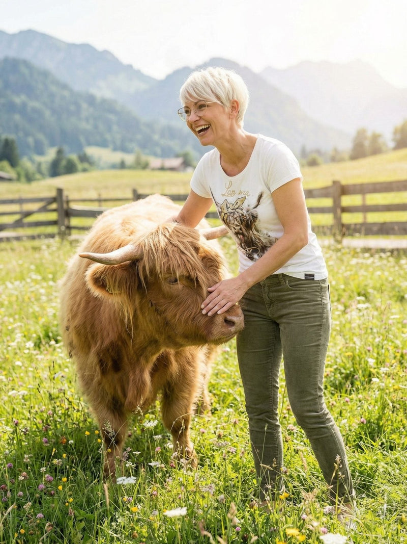 BRUNHILDE Detailansicht – Hangowear Damen Trachtenbluse für Volksfest