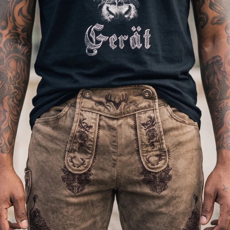 HENRI Herren-Hose Schlamm Detailansicht am Model – Hangowear