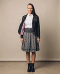 LARA Damen-Jacke Anthrazit am Model, Vorderansicht – Hangowear
