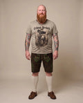MIRKO Herren-Shirt Greige am Model, Vorderansicht – Hangowear