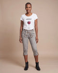 OVIDA KNIEBUND Damen-Hose Hellgrau am Model, Vorderansicht – Hangowear