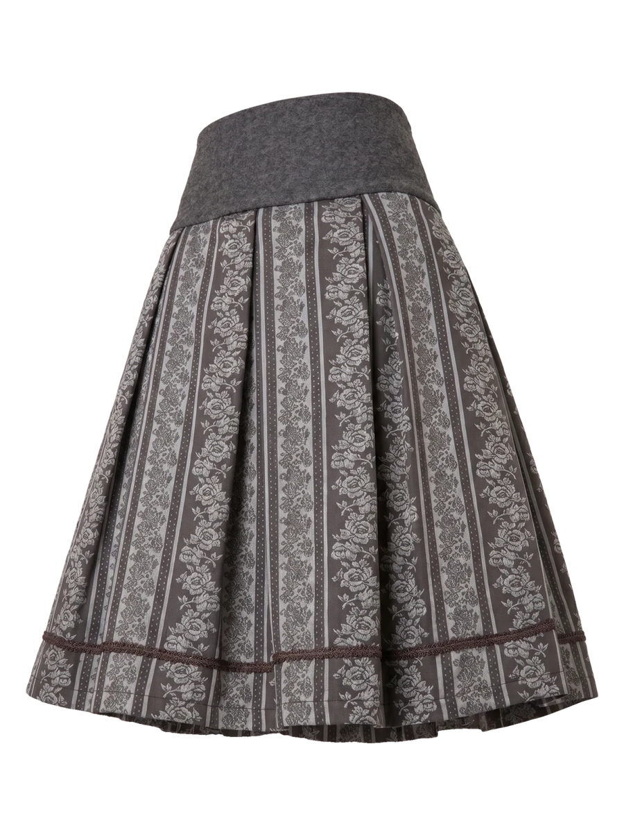 MODELL: QASKIYA